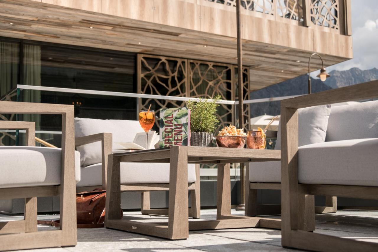 Valsana Hotel Arosa - Small Luxury Hotel エクステリア 写真